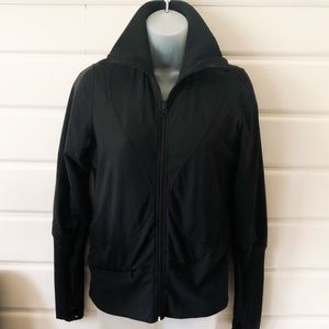 EUC Lululemon Raja Reversible Jacket Black/Black